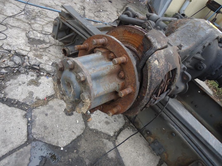 фото №1, Mercedes atego ступица зад поворотный кулак задняя