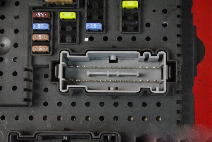 фото №4, Коробка предохранителей volvo xc70 2 ii 2.4 d 04r