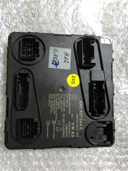 фото №1, Audi a8 d5 4n0 модуль комфорта bcm2 4n0907064e