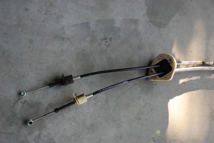 фото №2, Iveco daily 14-18 2.3 hpi тросы коробки передач комплект