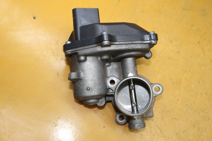 фото №5, Дросельна заслінка audi a3 8v 1.6 tdi clh 04l131501c