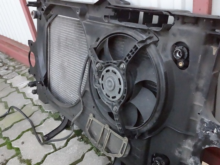 фото №3, Audi a8 d2 99-02 2.8 pas переднє bez радіатор wod доставка