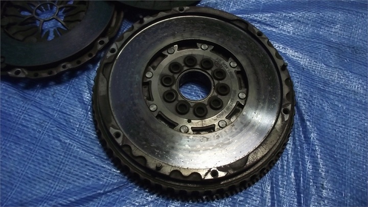 фото №5, Ford focus mk2 2.5t st двухмассовый маховик колесо двухмассовый комплект