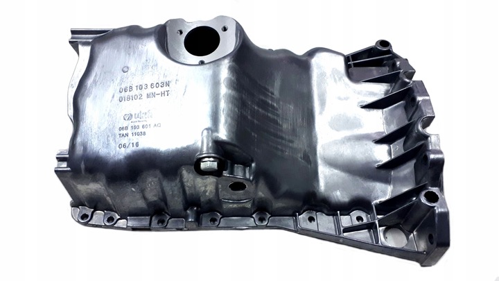 фото №4, Піддон масляна audi skoda vw passat b5 1.6 1.9 2.0 06b103601aq