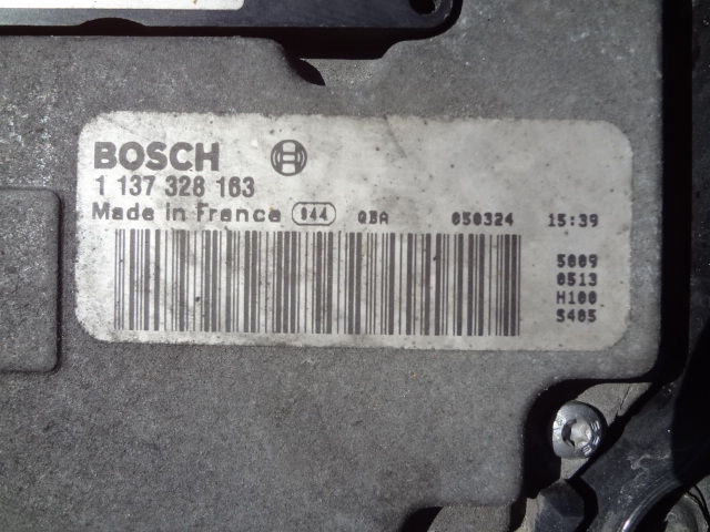 фото №4, Audi a8 d3 05-10r 3.0 tdi вентилятор охолодження радіатора (дифузор)