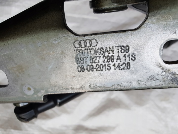 фото №6, Audi tt 8s cabrio петля крышки левое 8s7827299a