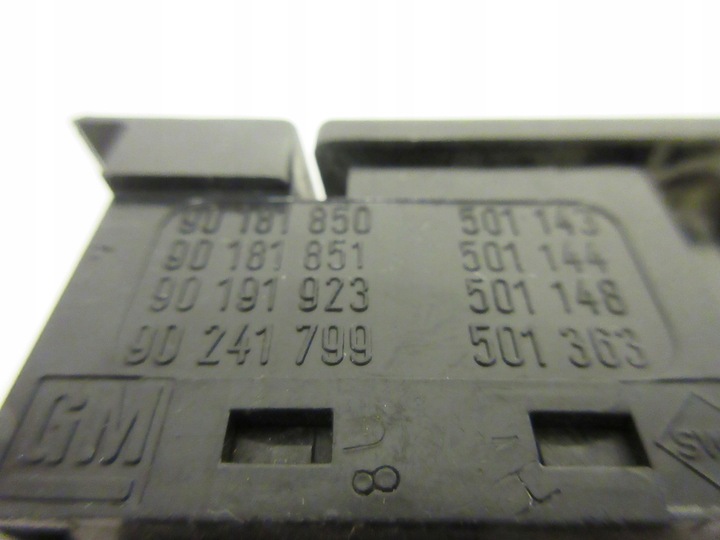 фото №8, Выключатель противотуманных opel kadett e 90181850 1