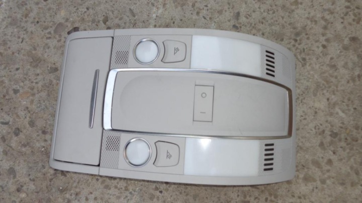 svjetlo rasvjeta AUDI A6 C6 4F0947135BQ 04-08