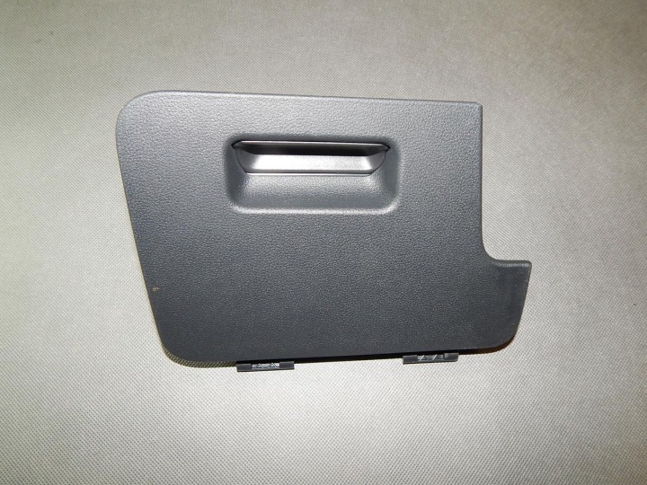 VW TOURAN 5T passenger compartment below steering wheel, 5TB857919A