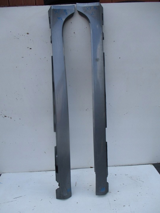 COUVERTURE MOULAGE JUPE JAGUAR XF 14R
