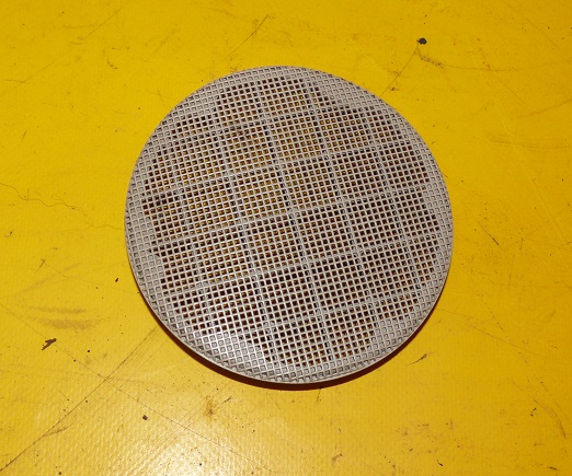 grid of the speaker left rear part MERCEDES W140 BRAZOWA