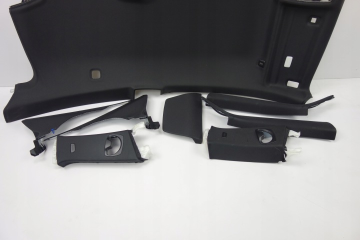 stupovi unutarnjeg BMW M4 F82