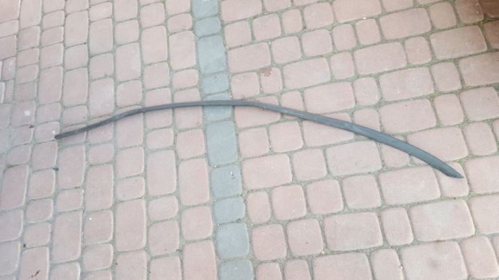 tesnenie Prahová PRAHU ľavá OPEL Insignia kombi