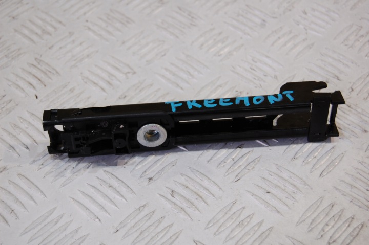 REGULACJA PASOW BEZPEČNOSTNÝ FIAT FREEMONT