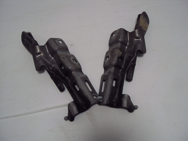 фото №2, Петли капот mercedes c-klasa w203