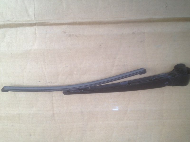 фото №3, Mercedes a-klasa a176 w176 щітка важіль скло задня