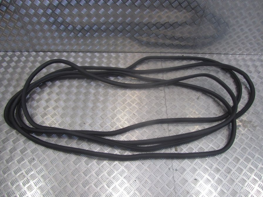 фото №1, Прокладка дверь porsche cayenne 7p5 lift