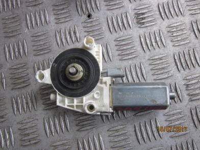 фото №7, Моторчик стекло правый перед peugeot 307 01-04r