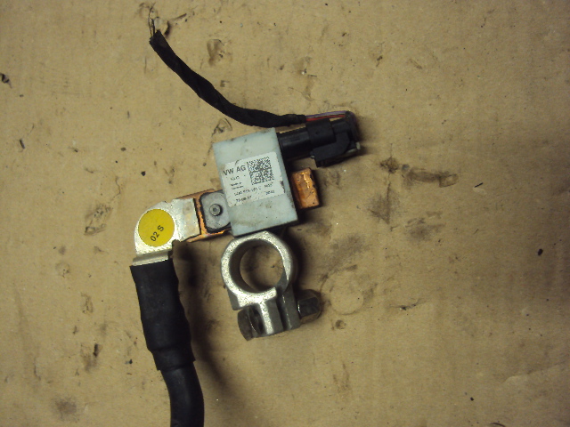 фото №3, Клемма минусовая vw golf vii