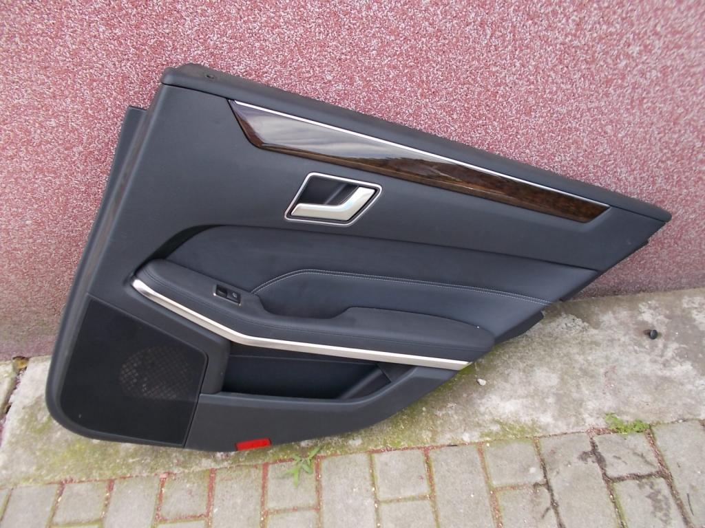 фото №1, Mercedes e w212 оббивка обшивка двері правий задня
