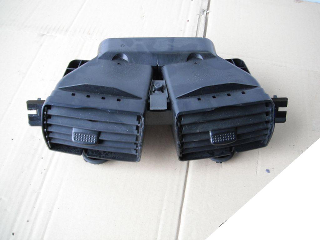 фото №2, Mercedes a w168 97- решётка обдув