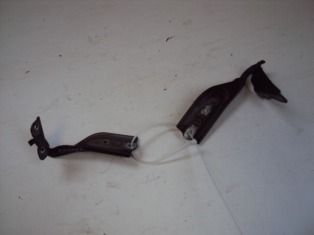 фото №2, Петлі капот daihatsu terios