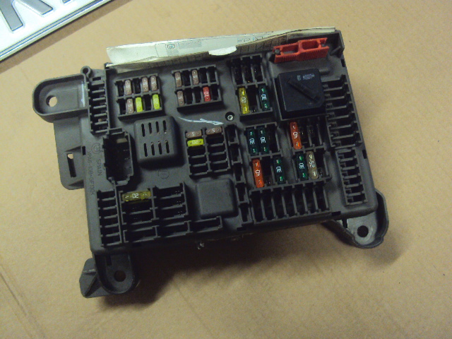 фото №1, Коробка запобіжників bmw x6 e71 x5 e70