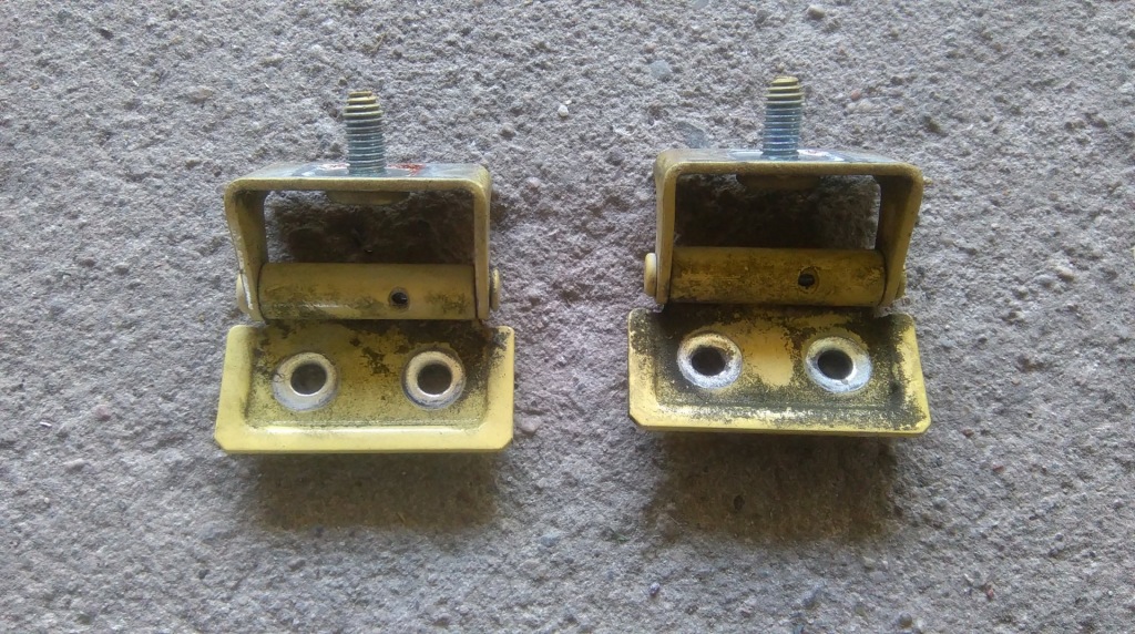 фото №1, Suzuki wagon r+ 00-06 петля крышки комплект