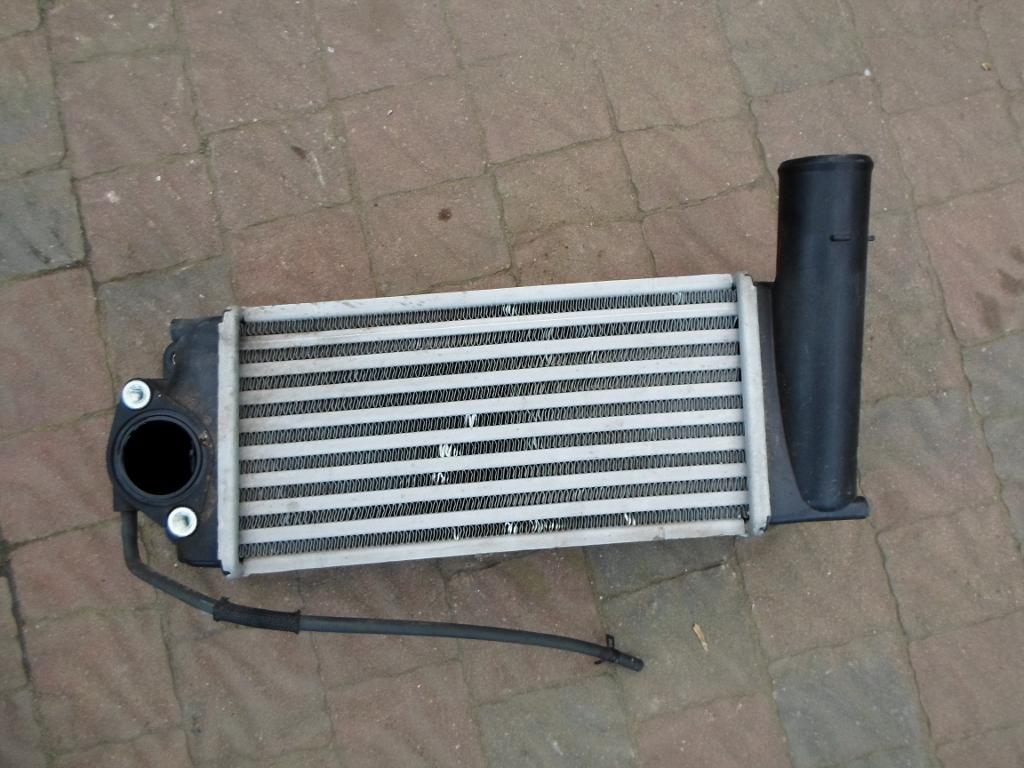 фото №1, Интеркулер toyota yaris ii 1,4 d4d