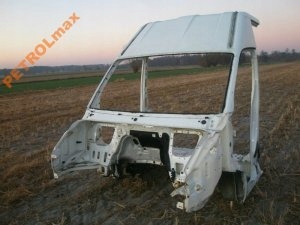 фото №10, Iveco daily 99-06 блок двигателя порог задняя