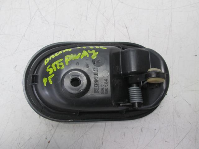 фото №3, Ручка внутрішня правий задня dacia sandero stepway