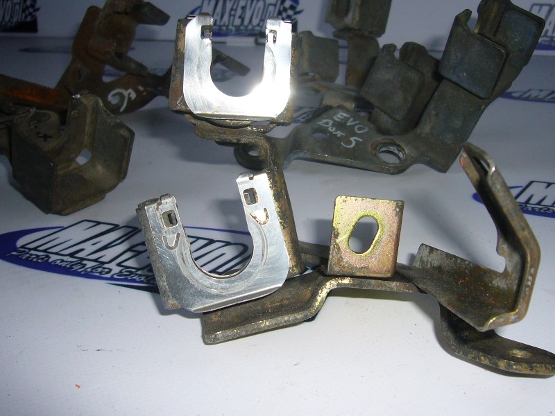 фото №1, Mitsubishi lancer evo 7 8 9 кронштейн тросов кронштейн