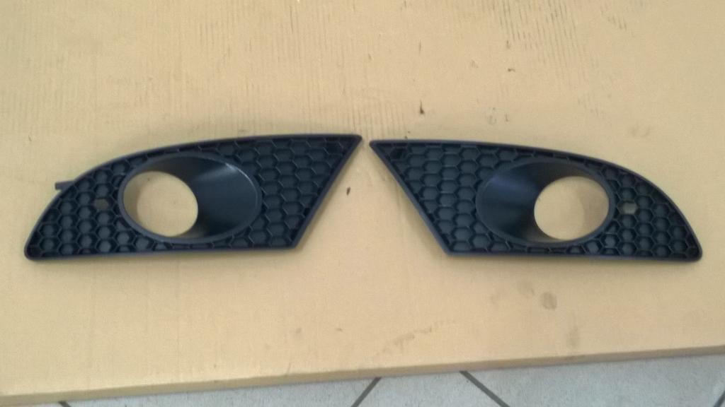 фото №1, Решітка бампера seat leon 1p0 оригінал