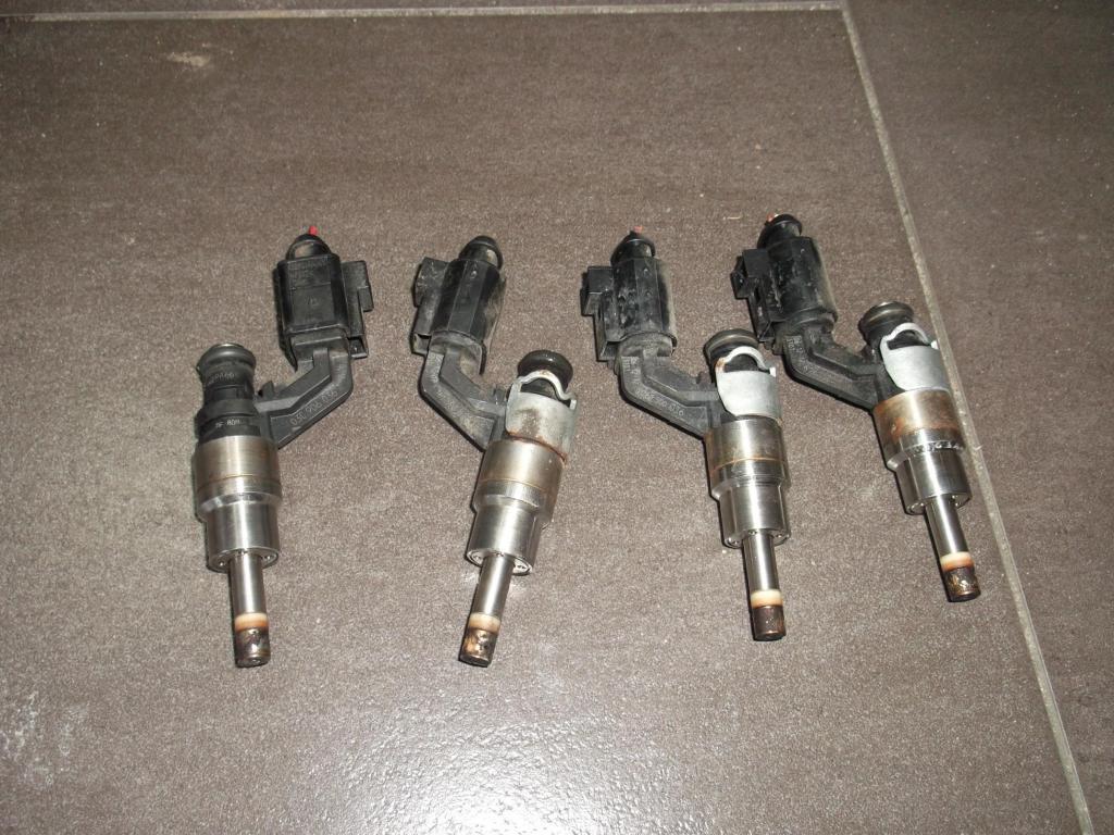 Купити Форсунка 03c906036a skoda octavia 2 1.6 fsi