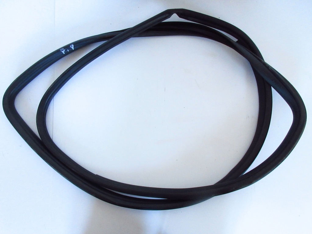 фото №1, Prius iii прокладка дверь передних правый перед