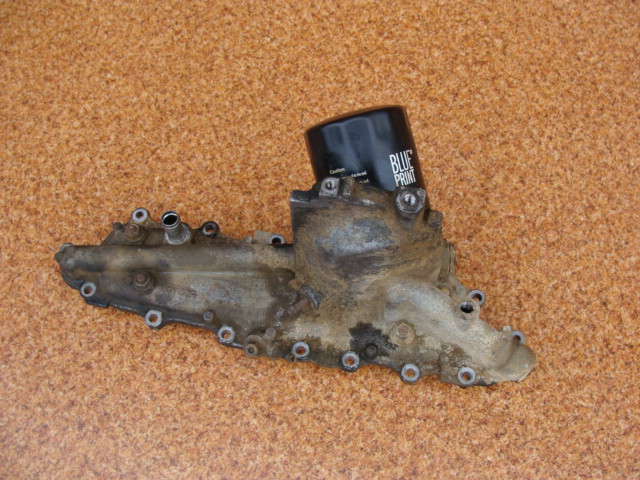 фото №1, Toyota hilux 07r основание фильтр масла 3,0d4d