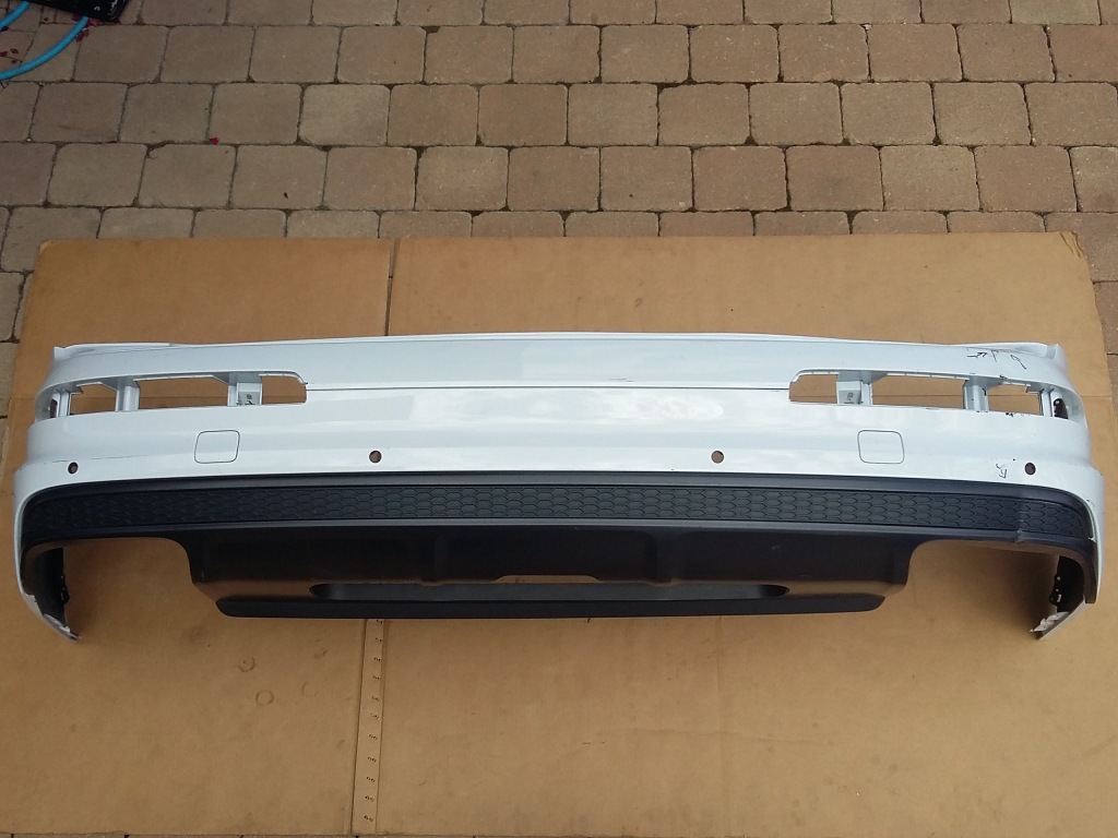 фото №1, Audi q7 s-line 4m бампер задняя pdc