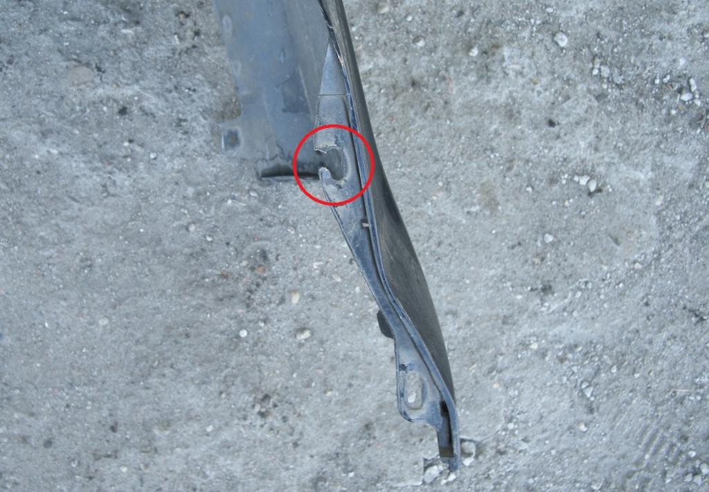 фото №7, Mazda 323 00-02r. бампер перед