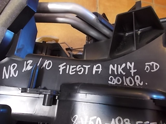 Отопитель fiesta mk7 5d 2010r. 8v51-19b555-am с Разборки