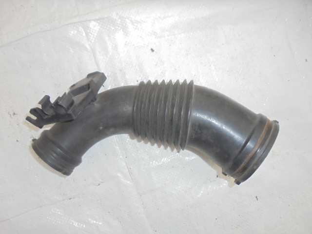 фото №1, Audi a4 a5 труба повітрозабірник повітря 059129627l