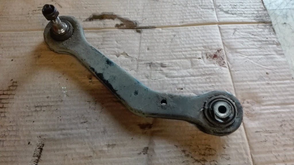 фото №1, Bmw e38 важіль banan правий задня верхній