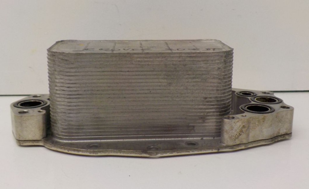 Купить Радиатор масла range rover 3.0 d 5989070371