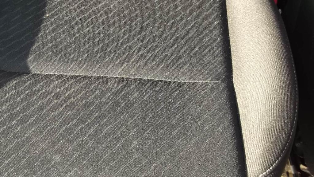 фото №2, Сидіння перед citroen c3 picasso правий