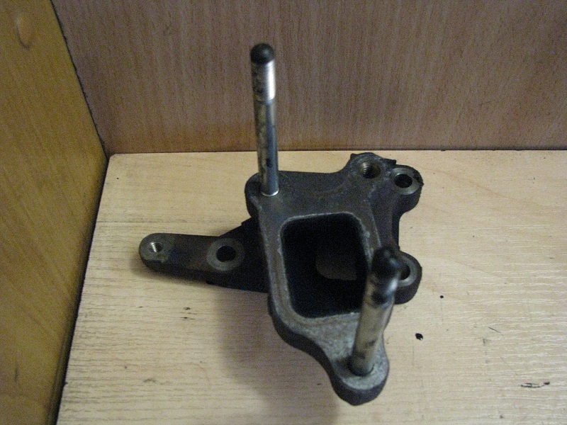 фото №1, Кронштейн кронштейн honda accord vii 02-08r 2.2 i-ctdi