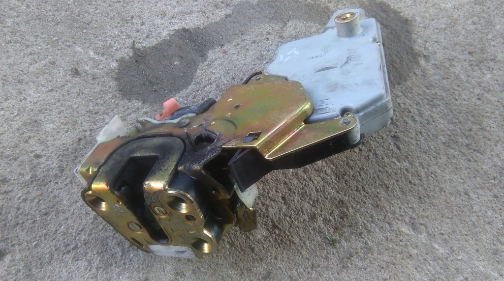 фото №1, Nissan almera tino замок дверь левый задняя задний