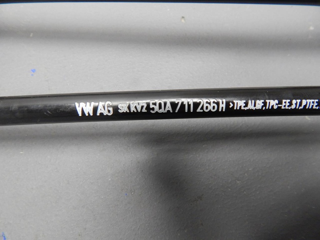 фото №5, Vw touran 5t домкрат троси передач 5qa711049h