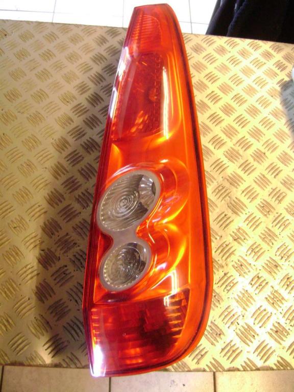 Купити Фара задня права ford ford fiesta mk6 05-08 5dr