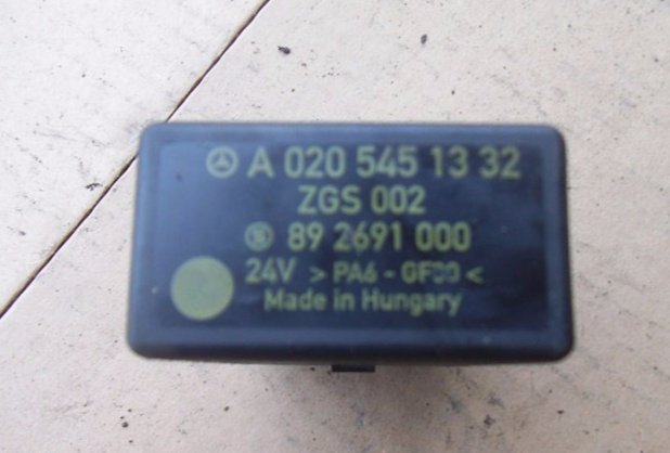 фото №1, Mercedes 814 vario реле 0205451332