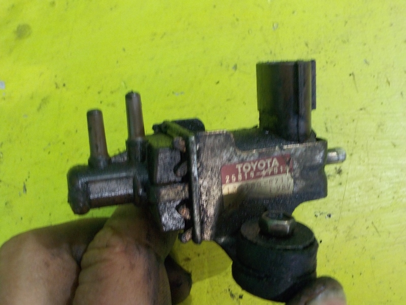 фото №1, Land cruiser 90 клапан вакуумa