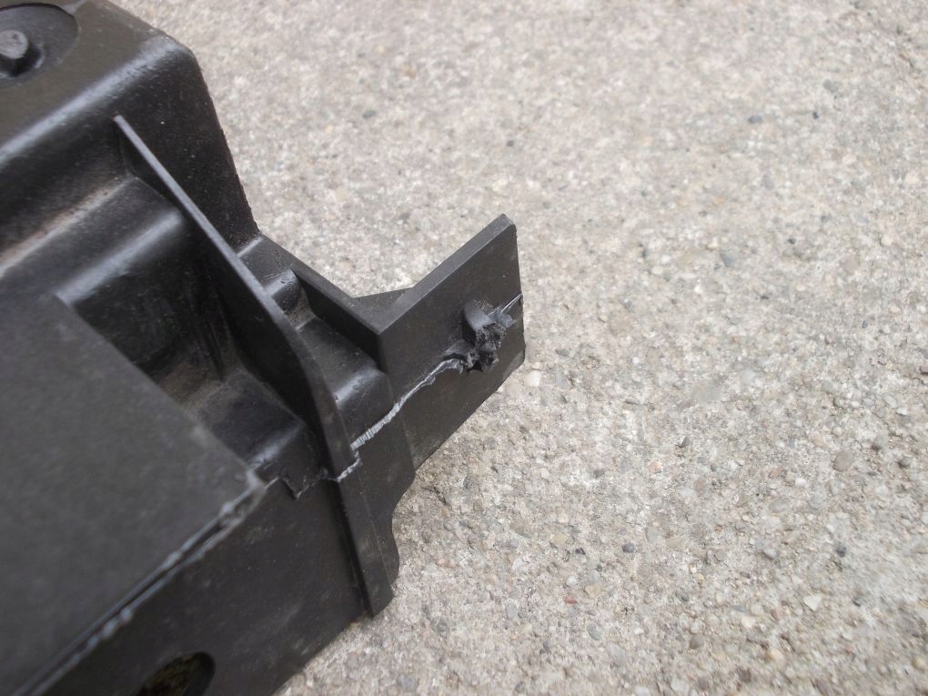 фото №6, Peugeot 308 pas передній підсилювач